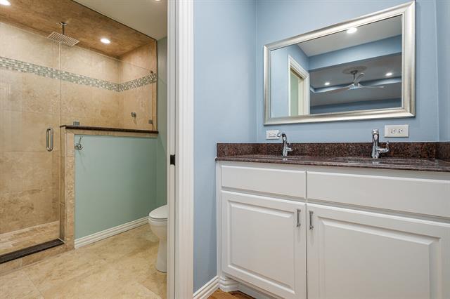 Building Photo - 425 Wolf Run Ct