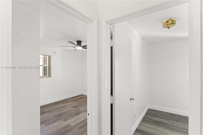 Building Photo - 3521 NW 18th Pl