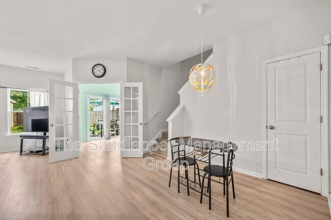 Building Photo - 7430 Northgate Dr