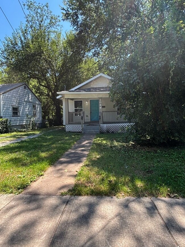 Primary Photo - 3 Bedroom house in Southeast Springfield