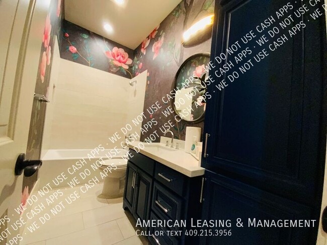 Building Photo - 3405 Pond Circle