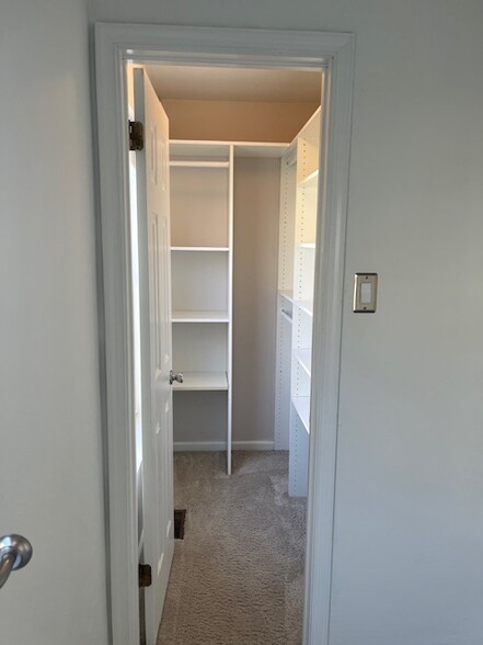2nd Bedroom walk-in closet - 5534 Rinker Cir