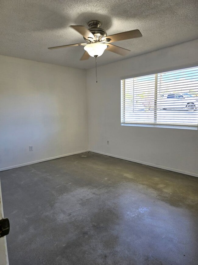 Building Photo - Remodeled Two Bedroom in Morongo Valley