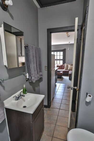 Building Photo - 1229 S Owasso Ave