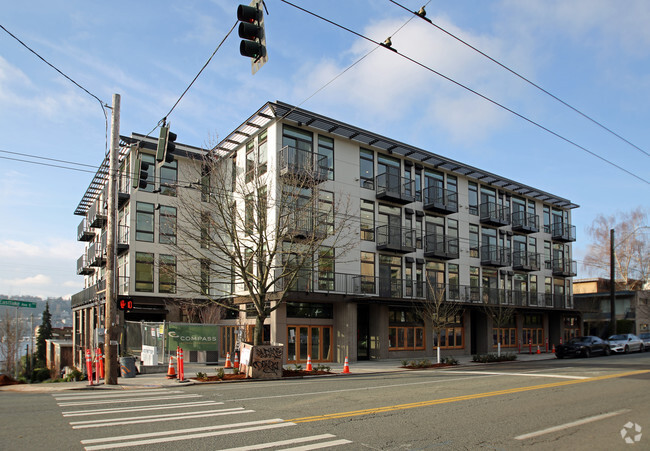 Building Photo - Waterton Eastlake Apartments