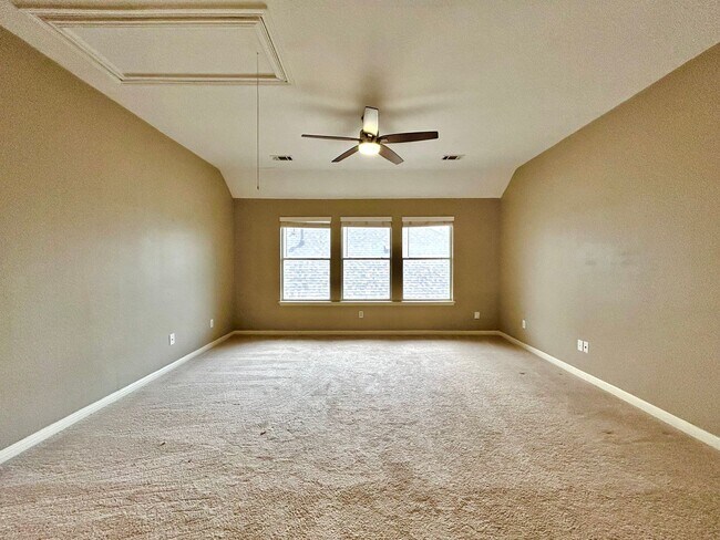 Building Photo - 13012 Kenswick Dr