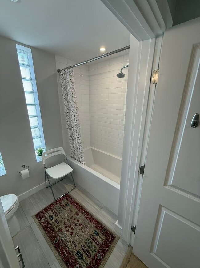 Building Photo - 1650 Commonwealth Ave