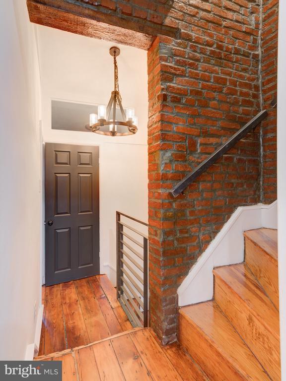 Building Photo - 1520 E Susquehanna Ave