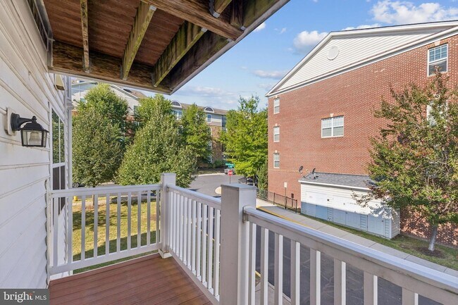 Building Photo - 15262 Torbay Way