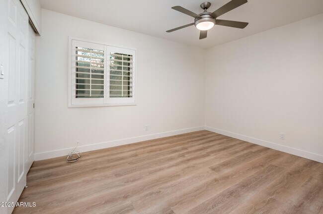 Building Photo - 6430 N 77th Way