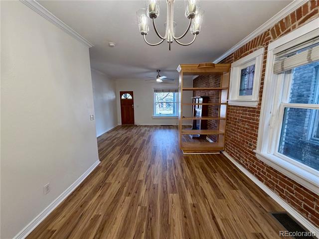 Building Photo - 2106 E 17th Ave