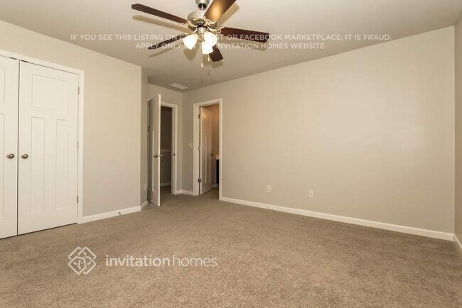 Building Photo - 3603 Walking Stick Way NE