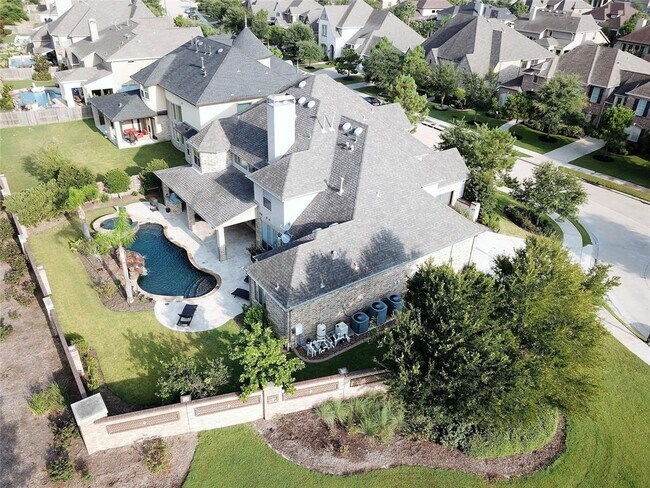 Building Photo - 27411 Robillard Springs Ln