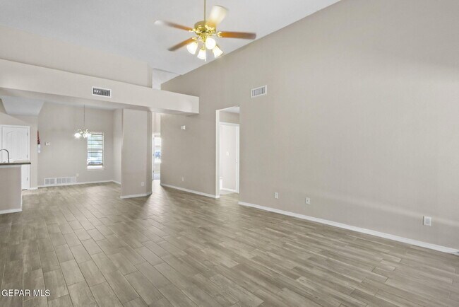 Building Photo - 11828 Mesquite Lake Ln