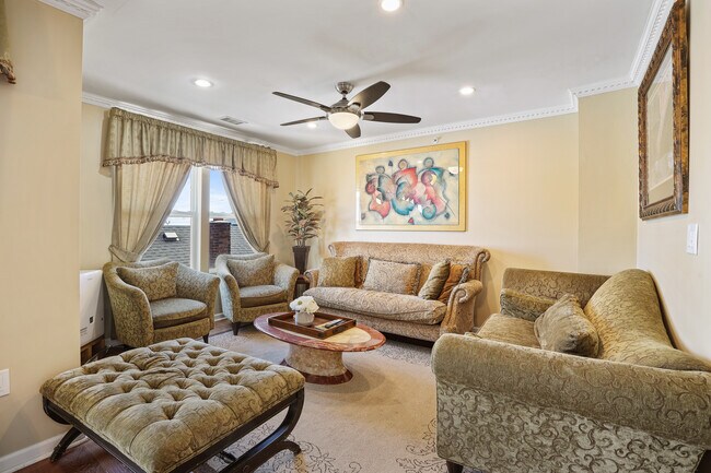 Building Photo - 28 Sampson Ave