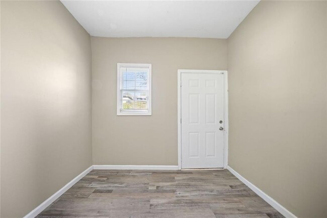 Building Photo - 92 Ormond St SE