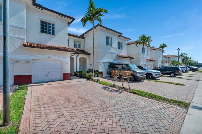 Building Photo - 3664 NW 29th Ct