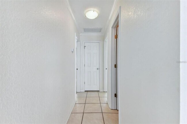Building Photo - 5030 Starfish Dr SE
