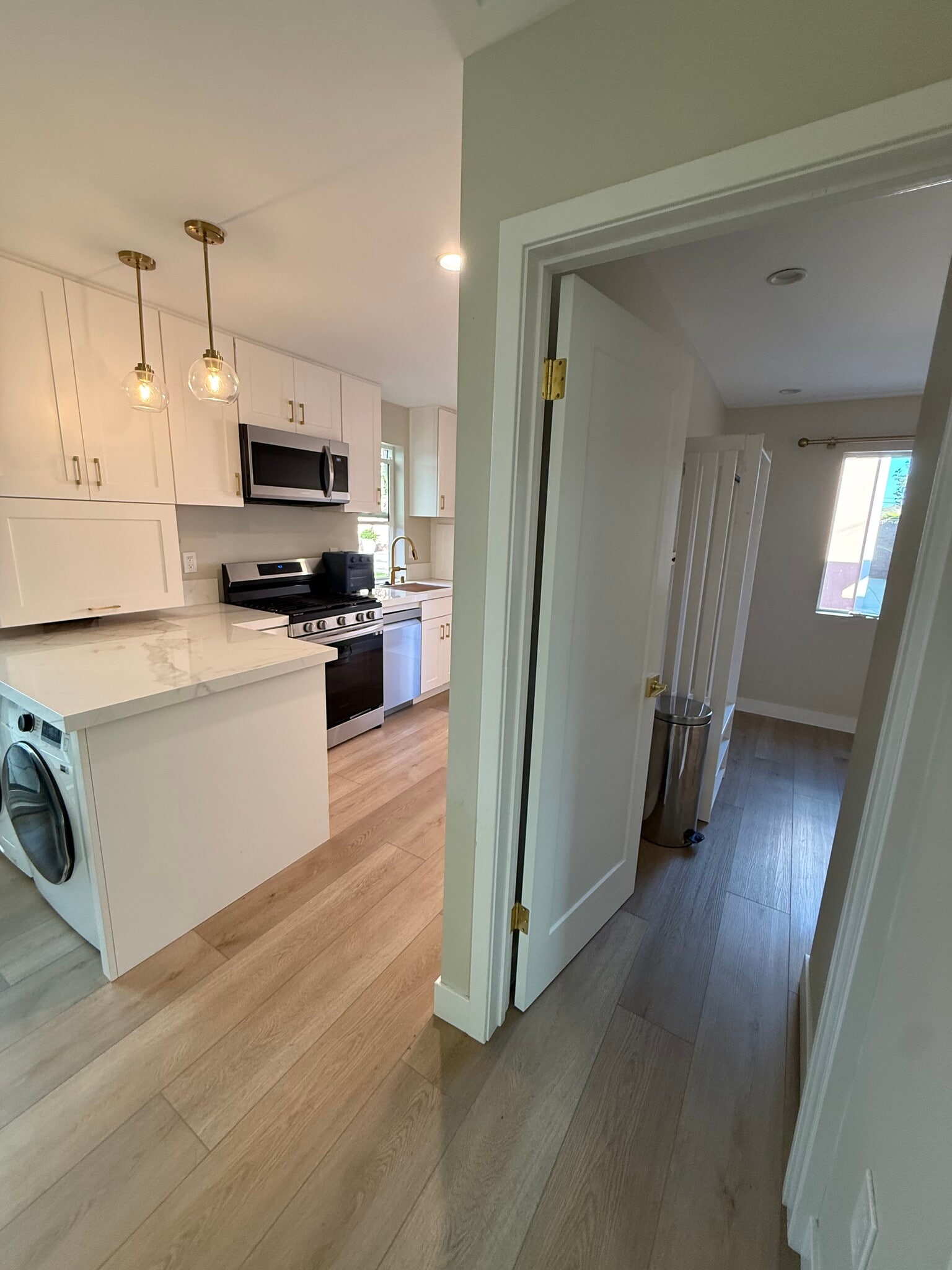 Building Photo - 8509 Croydon Ave