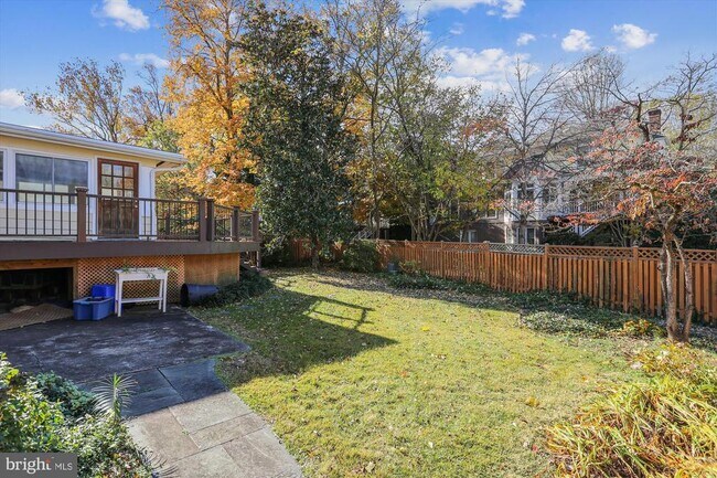 Building Photo - 6403 Tone Dr