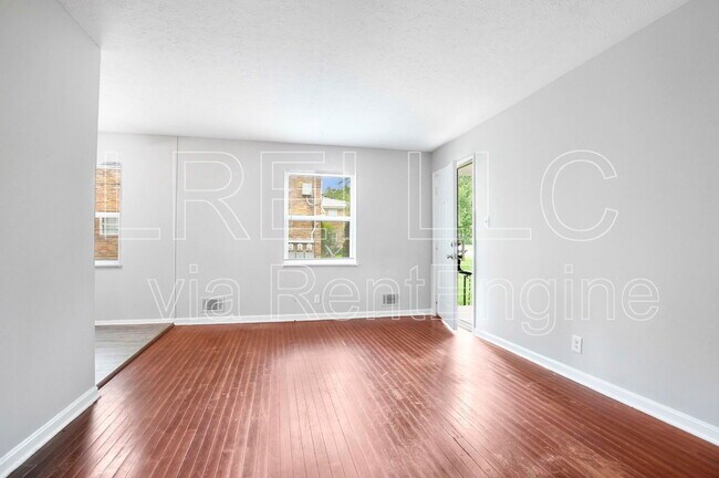 Building Photo - 3208 Orchard Manor Cir