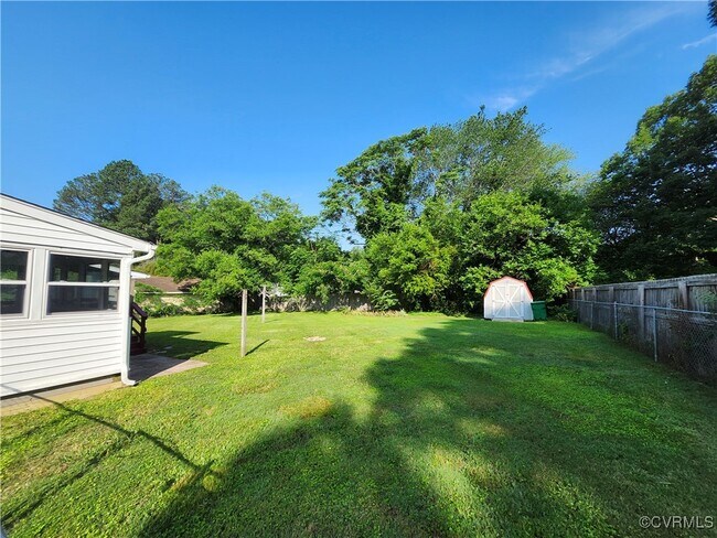Building Photo - 1632 Milo Rd