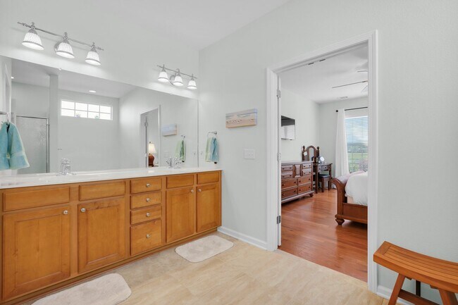 Building Photo - 17 Thomas Bee Dr
