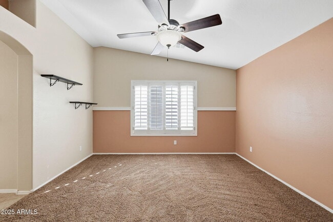 Building Photo - 21663 E Via Del Rancho Rd