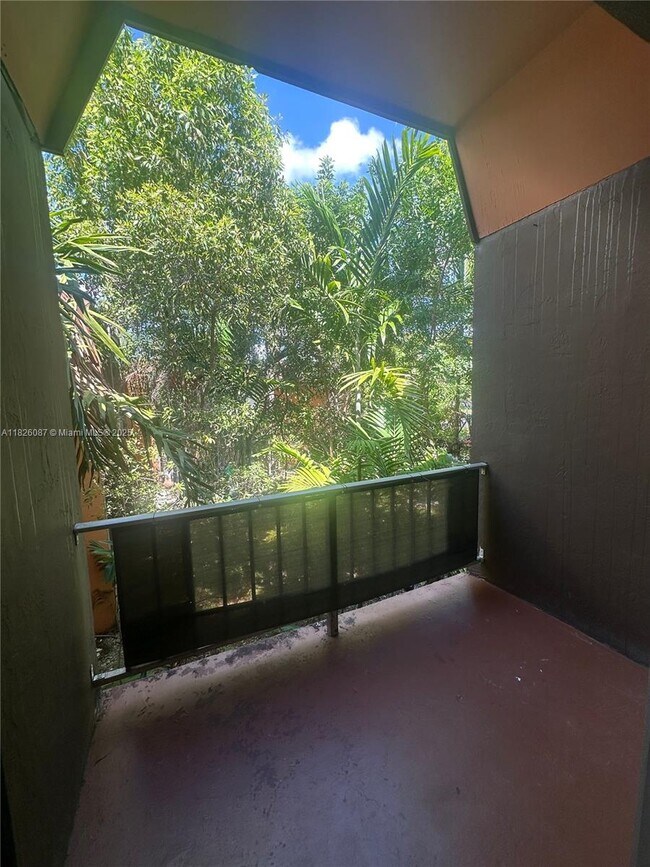 Building Photo - 9487 SW 76th St