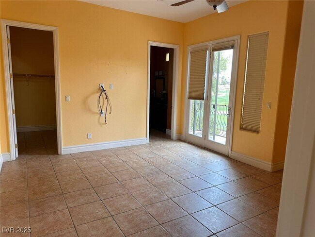 Building Photo - 141 Cliff Valley Dr