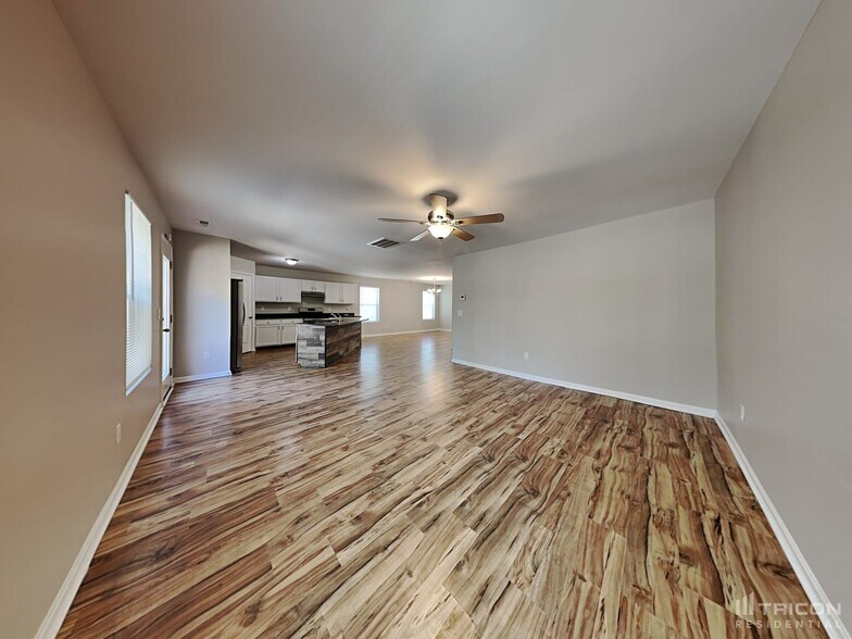 Building Photo - 95 Fleetwood Ct