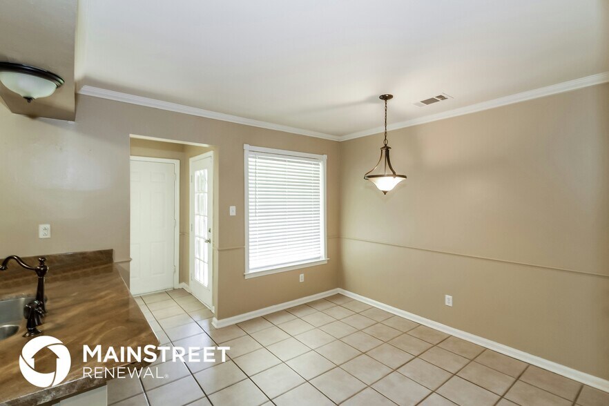 Building Photo - 1628 Ranmar Dr