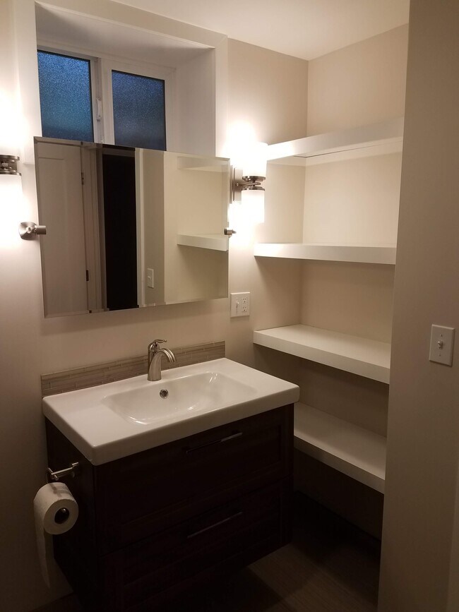 Ample bathroom storage - 1610 SW Freeman St