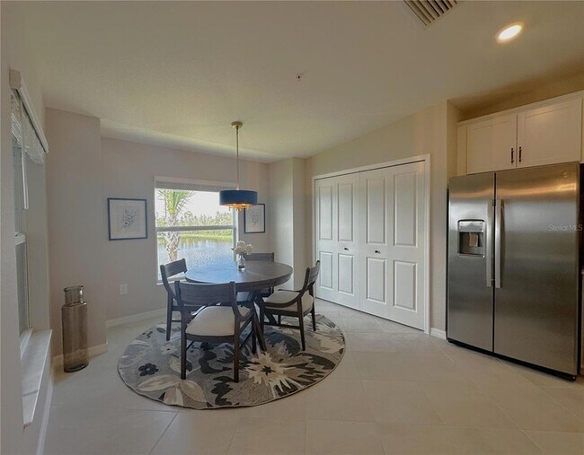 Building Photo - 14251 Heritage Landing Blvd