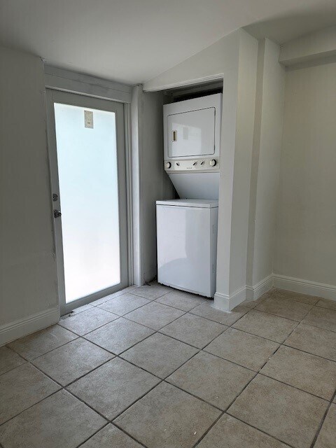 Building Photo - 11270 SW 2nd St