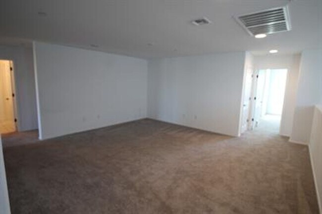 Building Photo - STUNNING 4-Bedroom + Den Home in Gladden Farms!!!!! SOLAR PANELS!!!