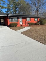 Building Photo - 717 Dogwood Ln