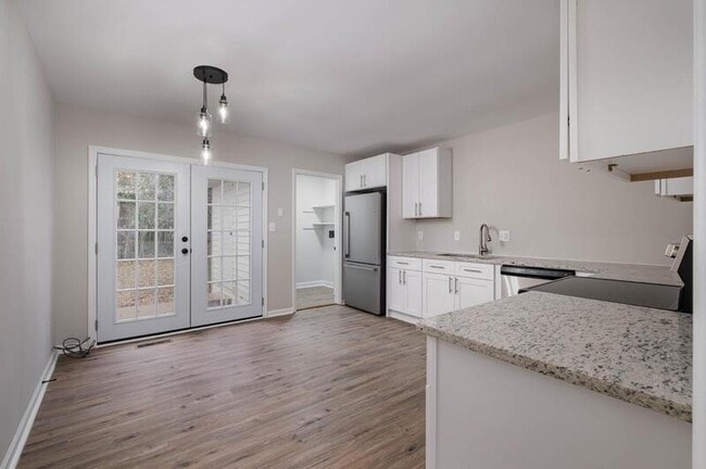 Building Photo - 6026 Olinda St