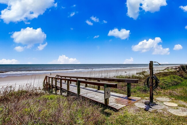 Building Photo - 661 Ponte Vedra Blvd