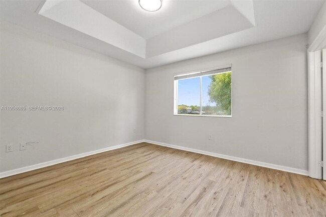 Building Photo - 1458 SE 24th Ct