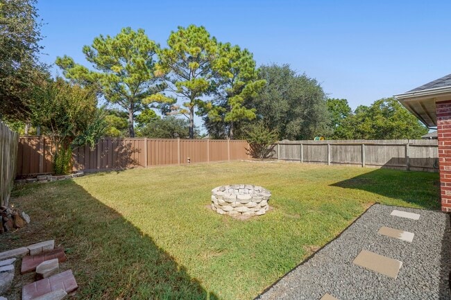 Building Photo - 22015 Bronze Leaf Dr