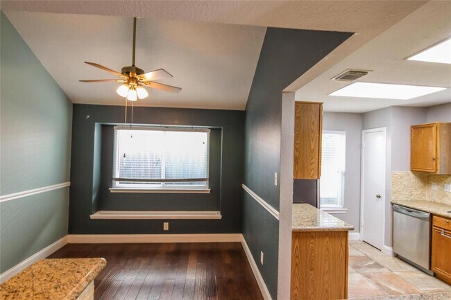 Building Photo - 17415 Hamilwood Dr