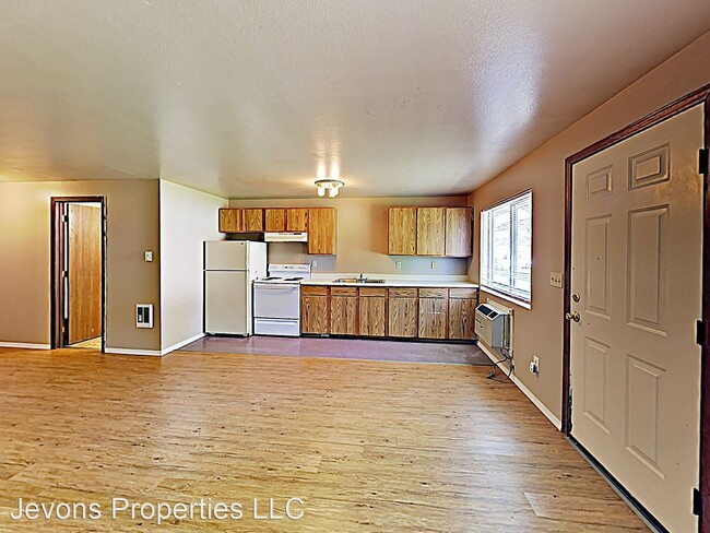 Primary Photo - 608 N 3rd St