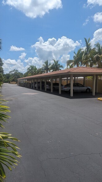 Covered Parking - 9871 Citadel Ln
