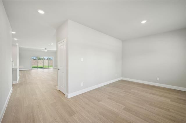 Building Photo - 415 Midnight Oak Dr