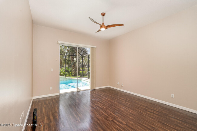 Building Photo - 387 Pentland Dr