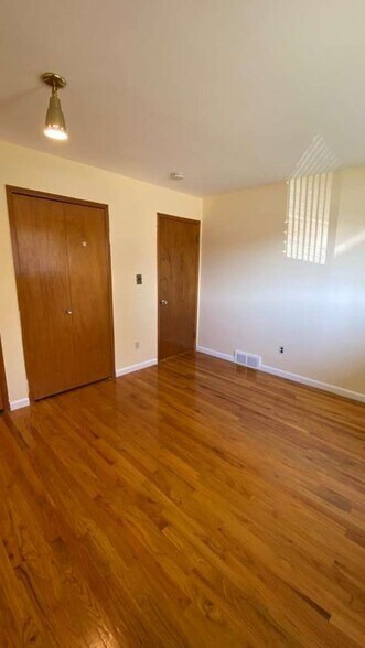 Building Photo - 28301 Mavis Dr