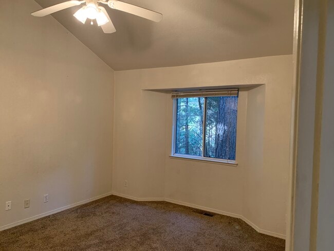 Building Photo - 14424 Wycliff Way