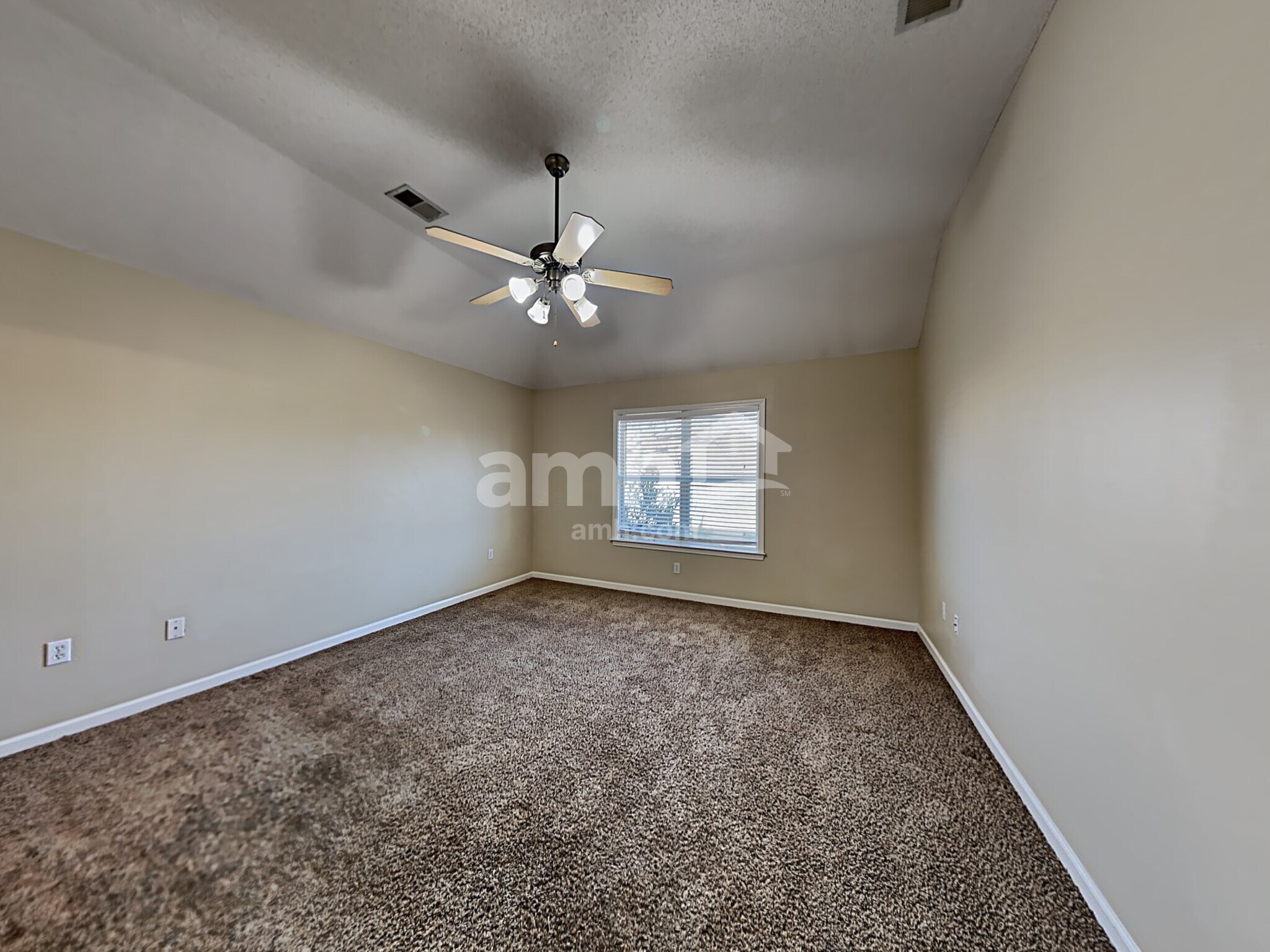 Building Photo - 7428 Acree Ln