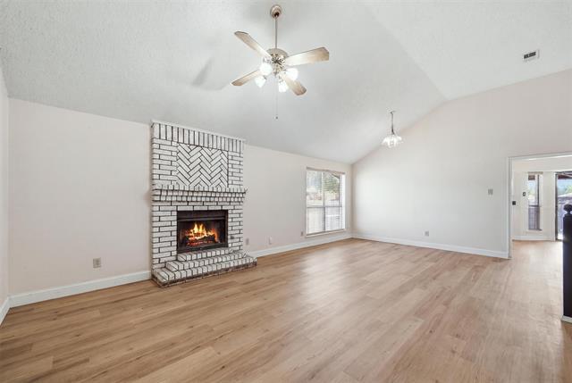 Building Photo - 5406 Blue Cove Dr